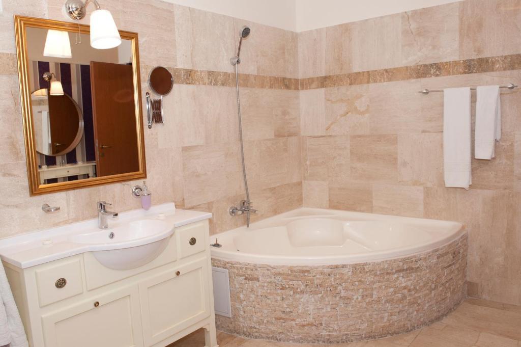 Boutique Vila Paradis Deva Room photo